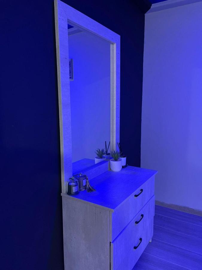חדרי לייבל Label Rooms Blue & Red Tiberias Bagian luar foto